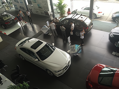 東南汽車4s店:用產(chǎn)品和服務(wù)打動汽車項目消費者